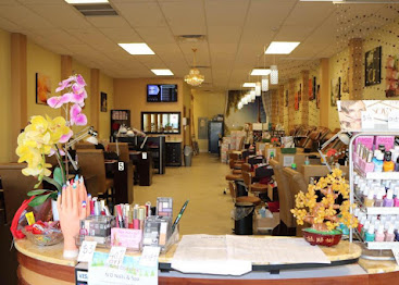 Tiệm ND Nails & Spa ở 9971 W Flagler St Ste 130 Miami, FL-Cần Thợ Nails Ở Miami FL