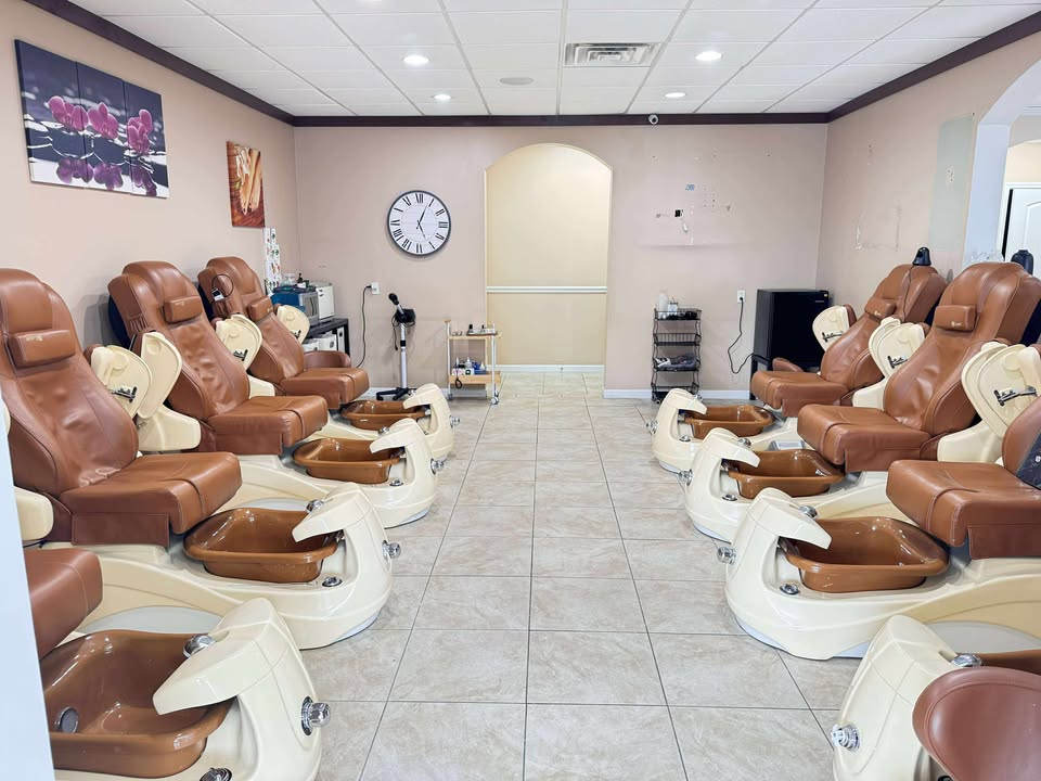 Sang nhượng tiệm nail tại Valdosta, GA 31602