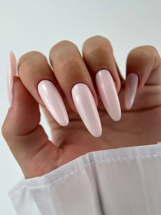 TIỆM NAILS MỚI BUILD – CẦN TUYỂN THỢ GẤP