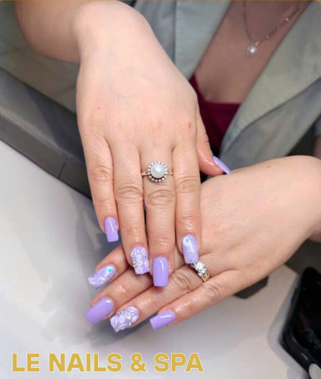 TIỆM LE NAILS CẦN TUYỂN THỢ NAIL