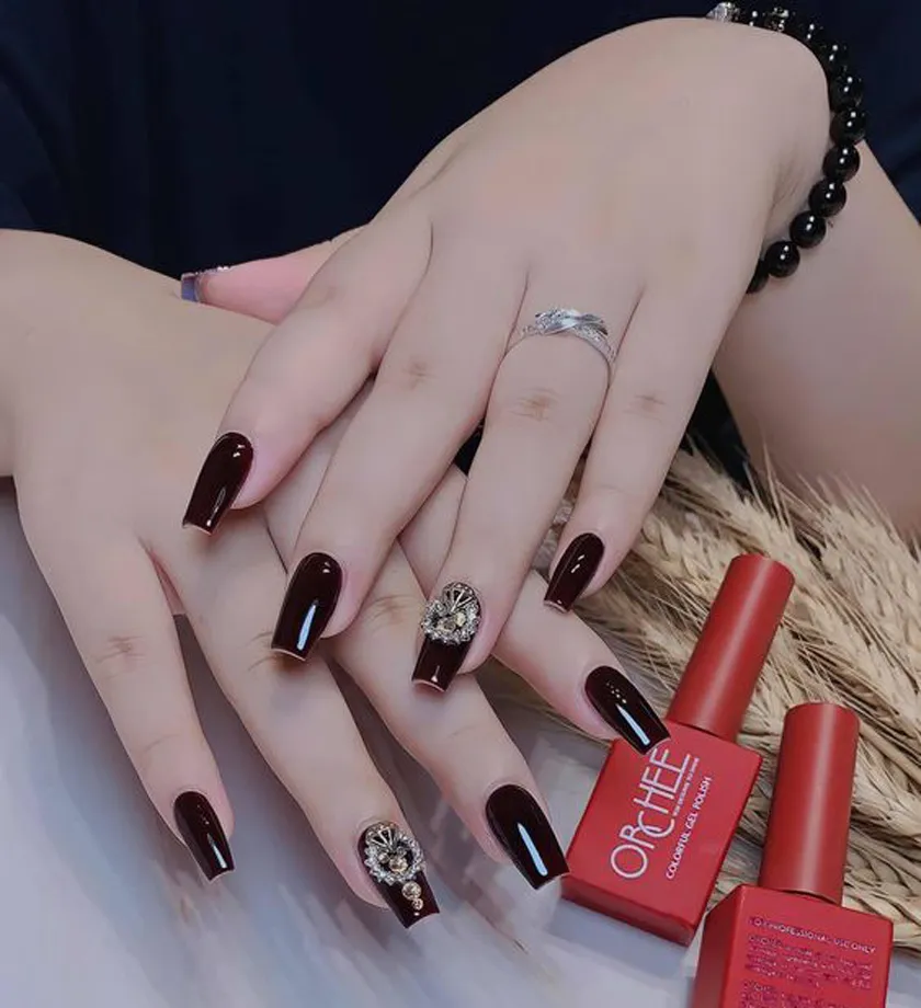Tìm Gấp Thợ Cho Tiệm Nail In Atlanta GA