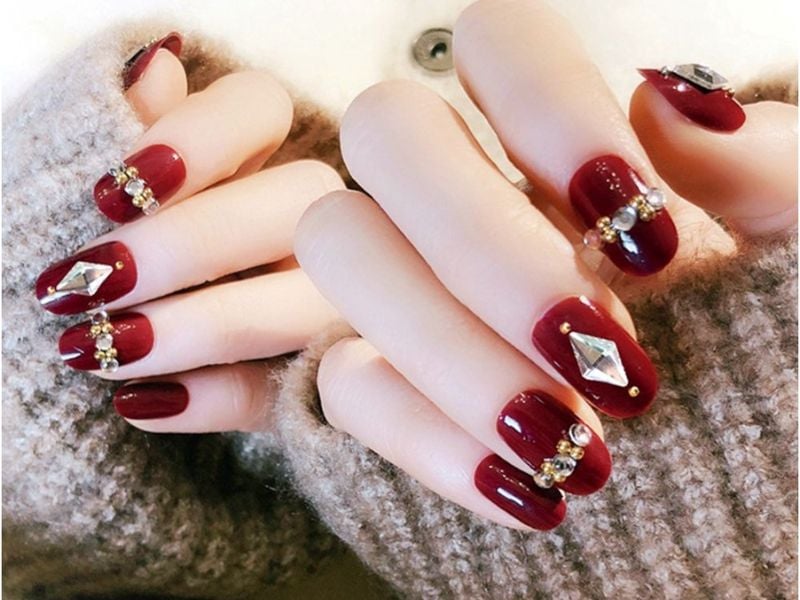 Tuyển Thợ Nail Gấp – Fort Myers, FL